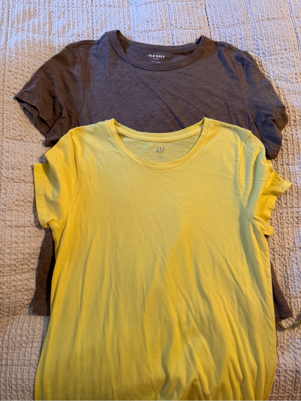 GAP Women’Yellow Tee and Old Navy Brown Tee - Pack of 2 Casual Tops